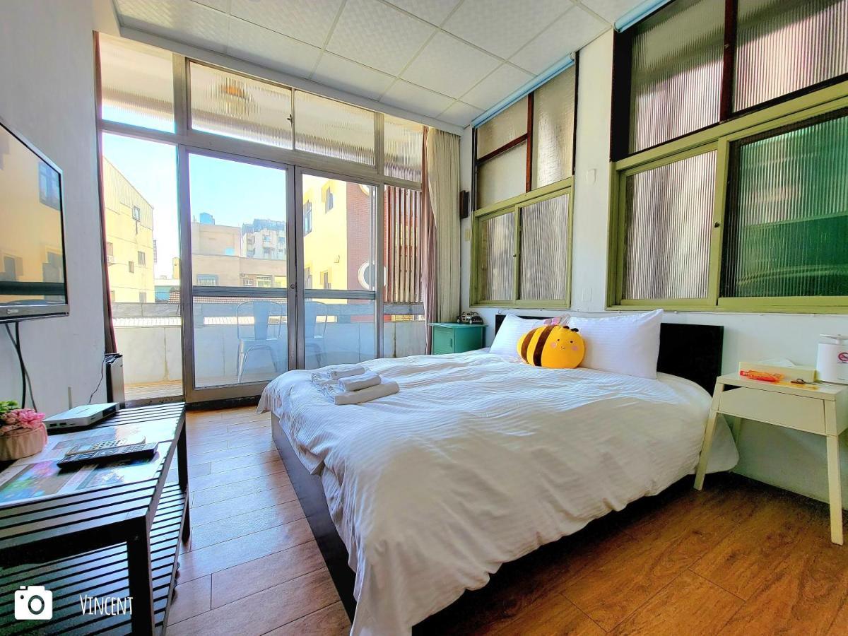 Bed and Breakfast Honey House Tainan Esterno foto