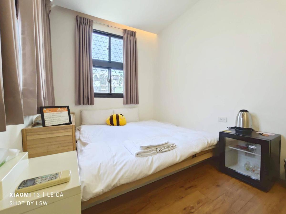 Bed and Breakfast Honey House Tainan Esterno foto