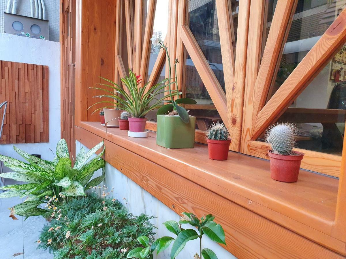 Bed and Breakfast Honey House Tainan Esterno foto