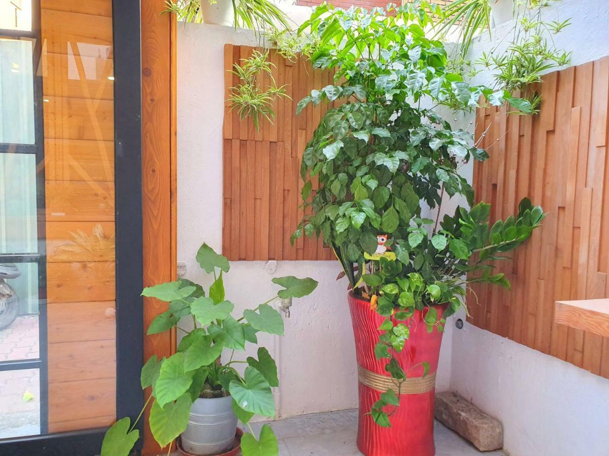Bed and Breakfast Honey House Tainan Esterno foto