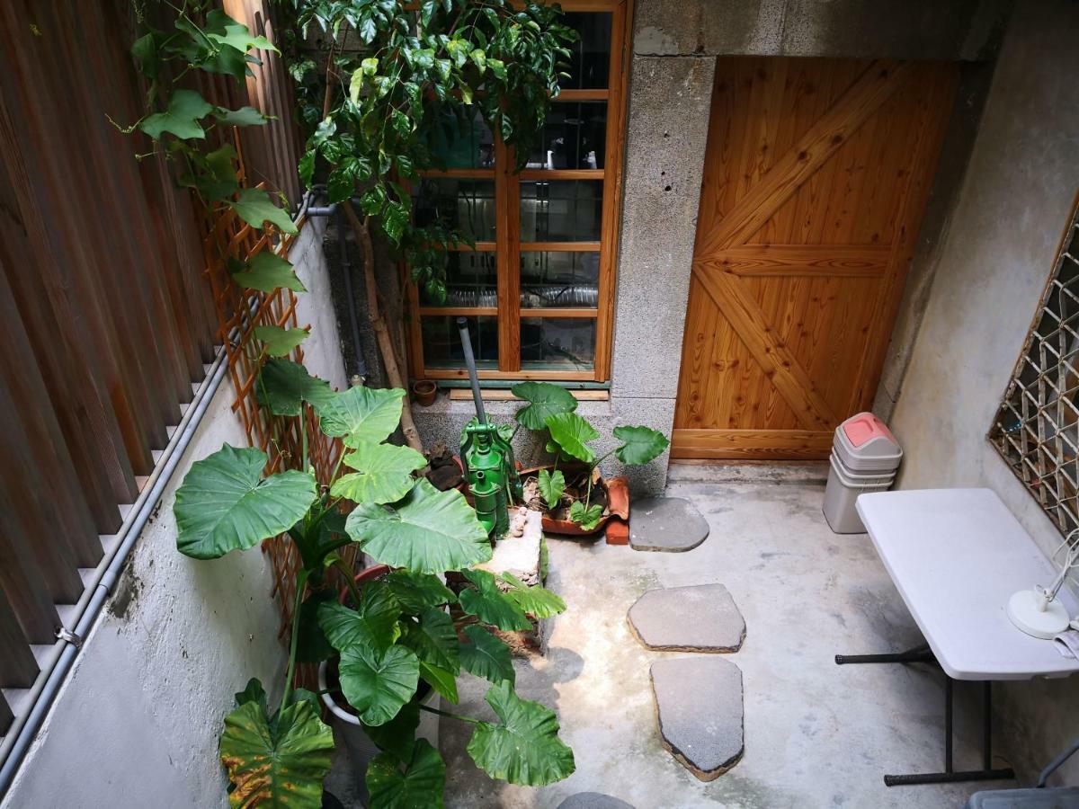 Bed and Breakfast Honey House Tainan Esterno foto