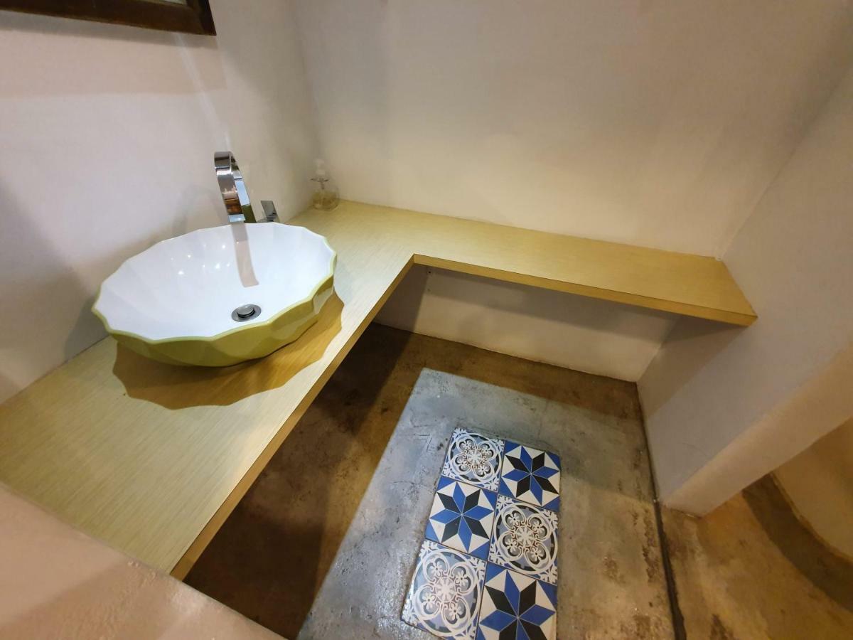 Bed and Breakfast Honey House Tainan Esterno foto